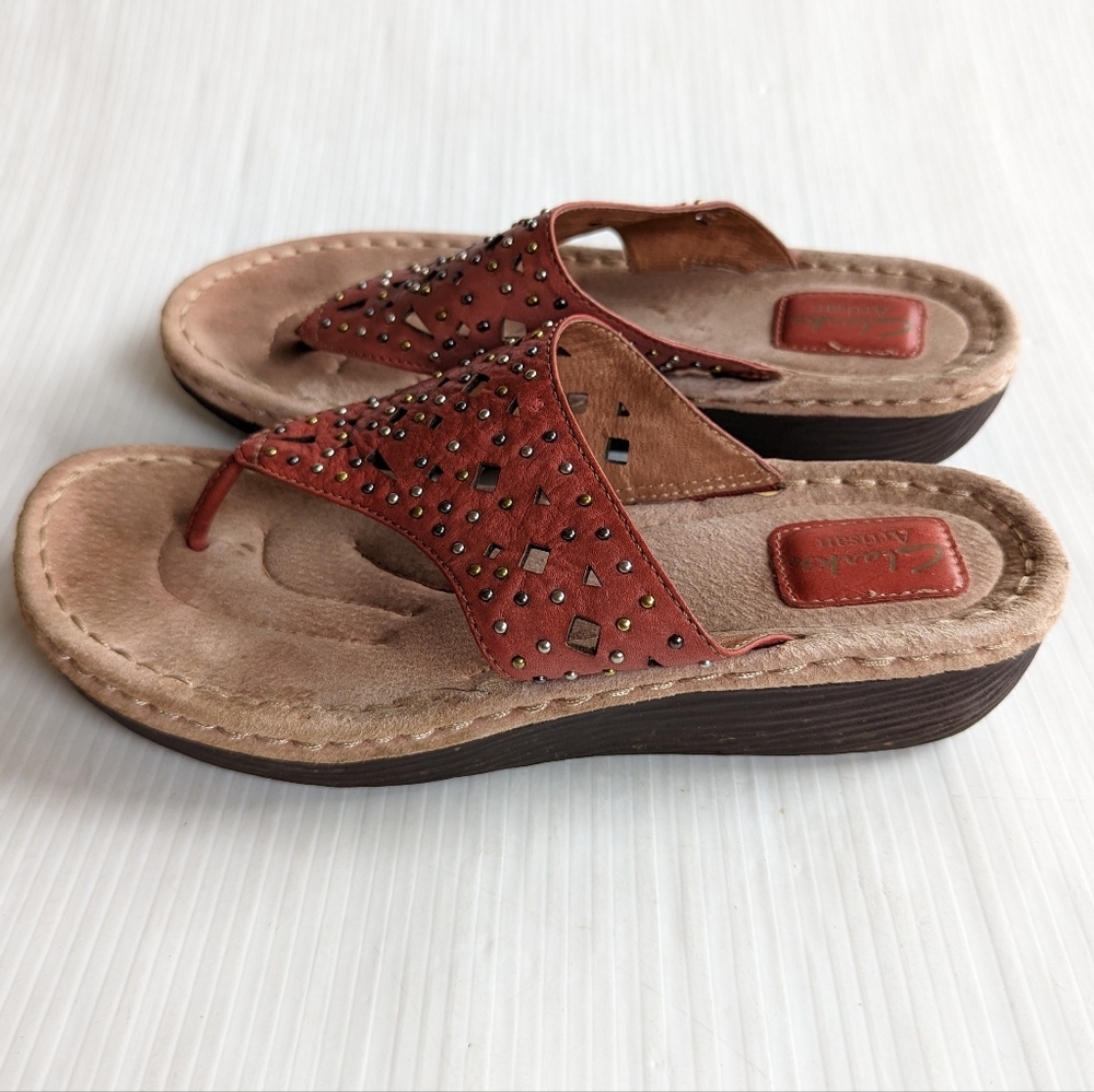 CLARKS studded embellished red leather platform comfort Thong Sandals Size 10 - Picture 8 of 9
